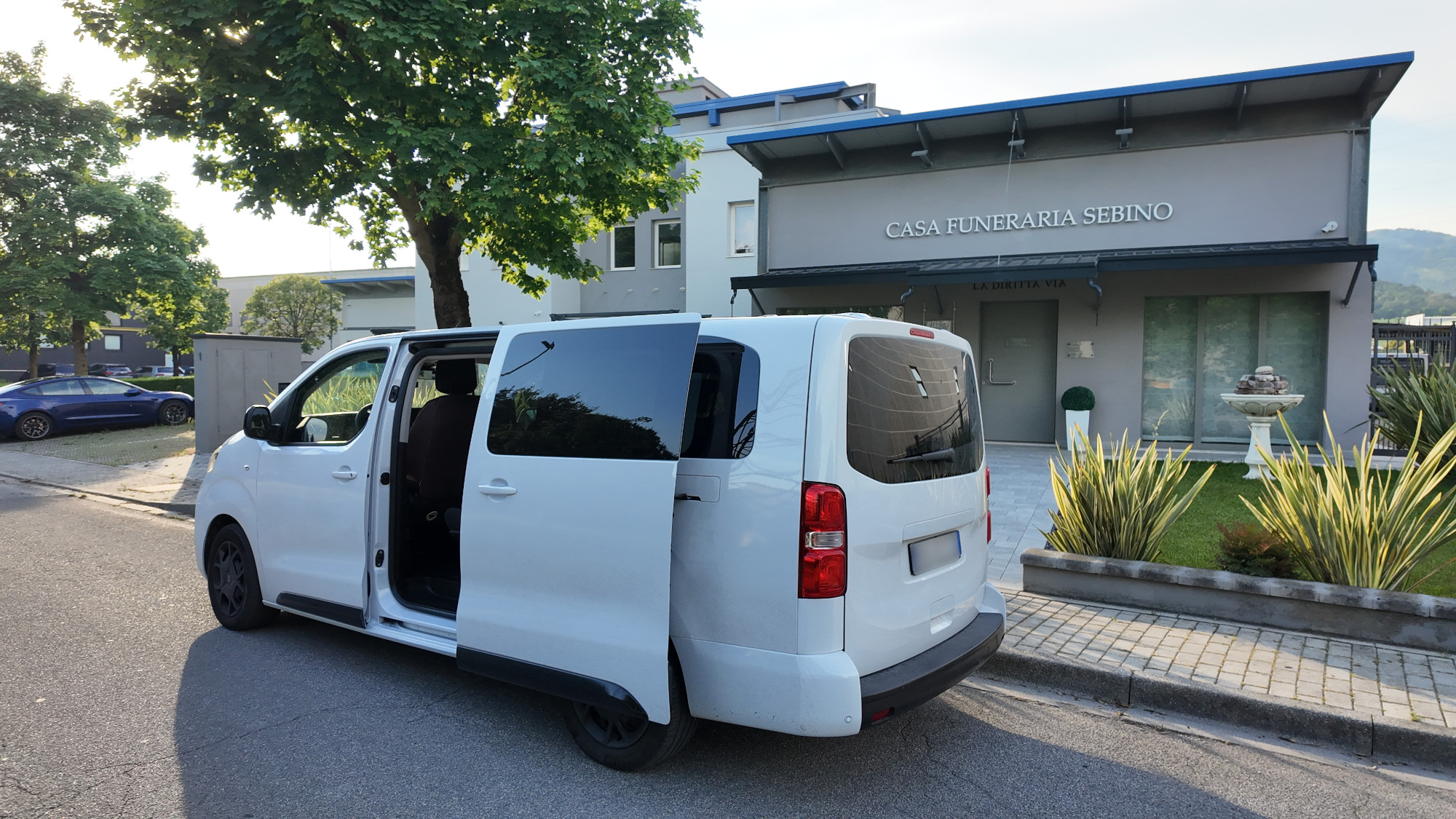 minivan